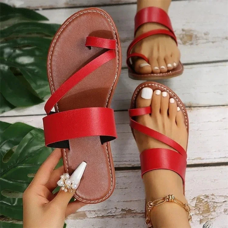 Sandales cognac à lanières croisées ajustables pour femme
